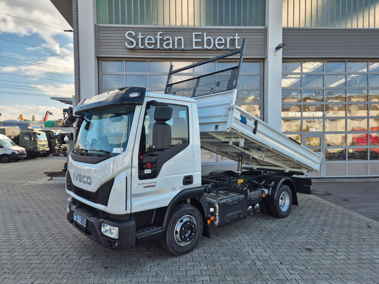 Iveco Eurocargo ML80E21 Meiller 2x AHK 3 Sitze - Самосвал: фото 1 Iveco Eurocargo ML80E21 Meiller 2x AHK 3 Sitze - Самосвал: фото 1