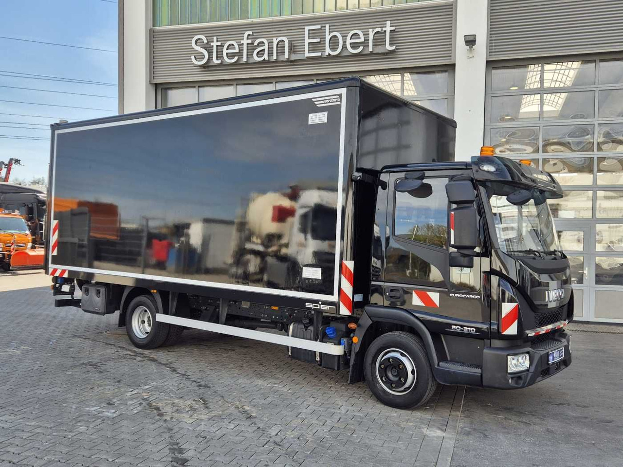 Iveco Eurocargo ML80E21/P LBW Bär 1.500kg 2x AHK - Фургон с закрытым кузовом: фото 3 Iveco Eurocargo ML80E21/P LBW Bär 1.500kg 2x AHK - Фургон с закрытым кузовом: фото 3