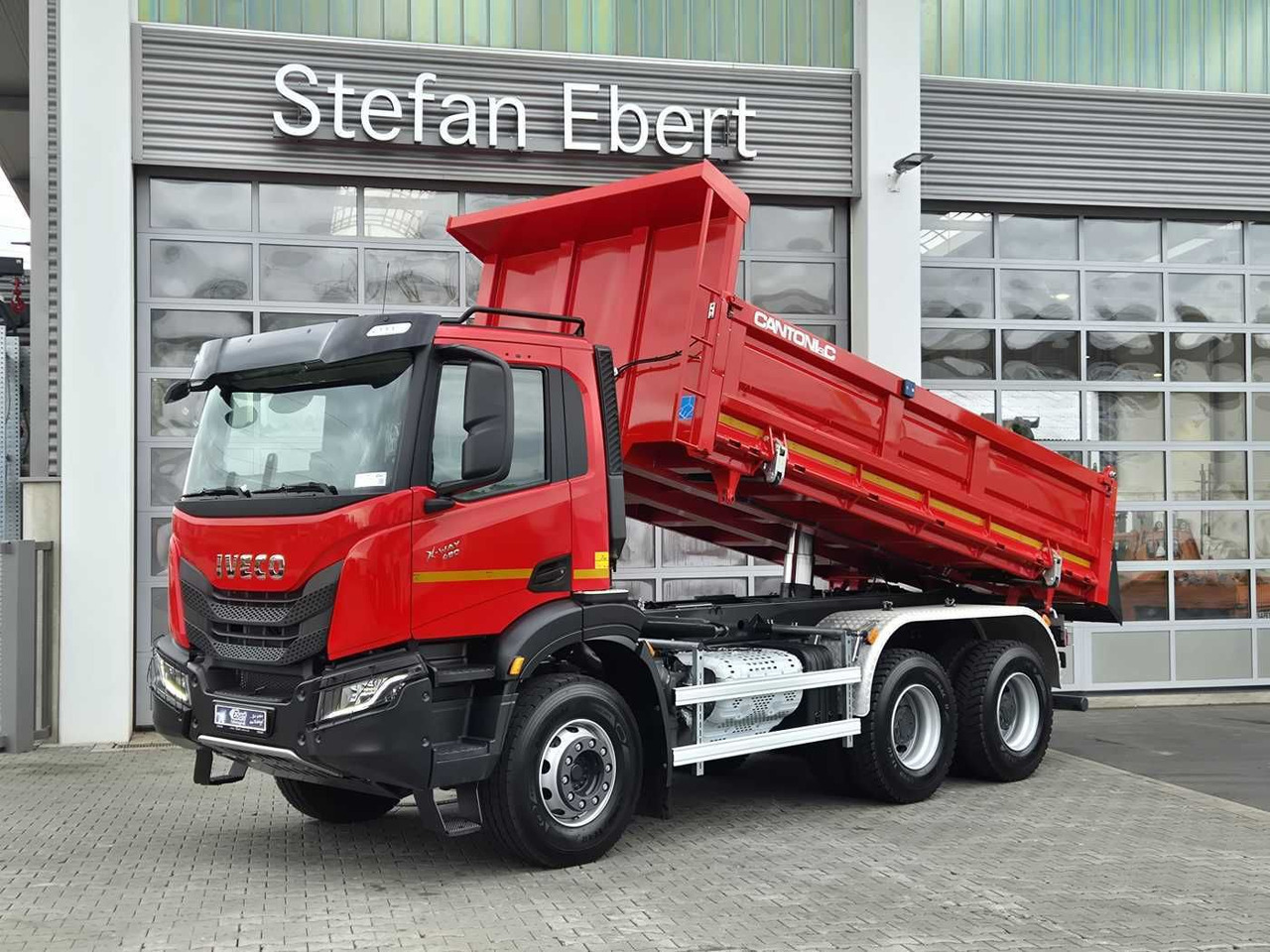 Iveco X-Way AD300X48Z HR OFF 6x4 Bordmatik Intarder - Самосвал: фото 1 Iveco X-Way AD300X48Z HR OFF 6x4 Bordmatik Intarder - Самосвал: фото 1