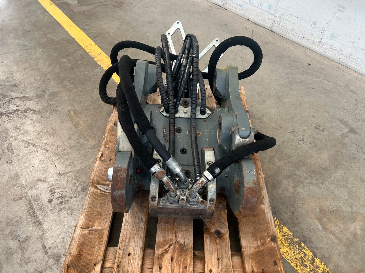 Liebherr SW48 Likufix Schnellwechsler / 2018 - Сцепное устройство: фото 2 Liebherr SW48 Likufix Schnellwechsler / 2018 - Сцепное устройство: фото 2