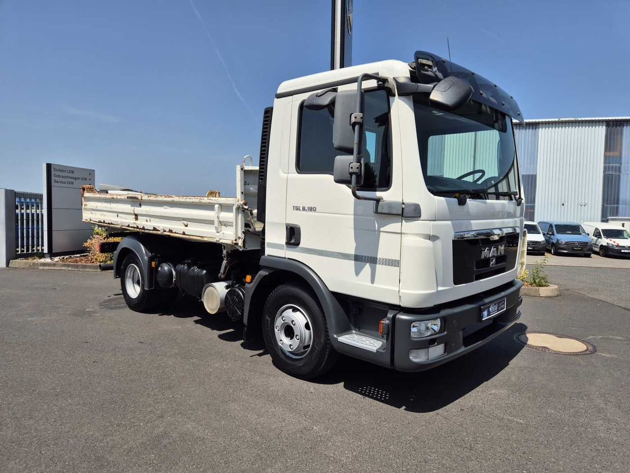 MAN TGL 8.180 4x2 BB Meiller Kipper 2x AHK 3 Sitze - Малотоннажный самосвал: фото 5 MAN TGL 8.180 4x2 BB Meiller Kipper 2x AHK 3 Sitze - Малотоннажный самосвал: фото 5