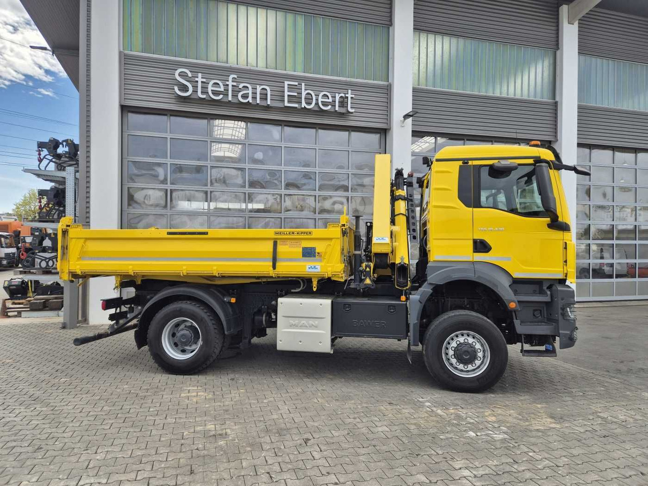 MAN TGS 18.430 4x4 BL Kran HMF 1130K-RCS Funk AHK - Самосвал: фото 5 MAN TGS 18.430 4x4 BL Kran HMF 1130K-RCS Funk AHK - Самосвал: фото 5