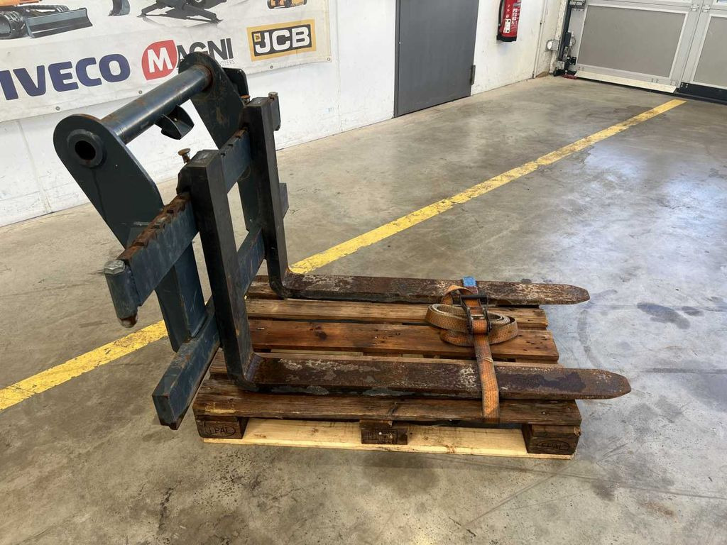 Magni Palettengabel / Manitou / 5.000 kg / 2017 Magni Palettengabel / Manitou / 5.000 kg / 2017 - Вилы: фото 3 Magni Palettengabel / Manitou / 5.000 kg / 2017 Magni Palettengabel / Manitou / 5.000 kg / 2017 - Вилы: фото 3