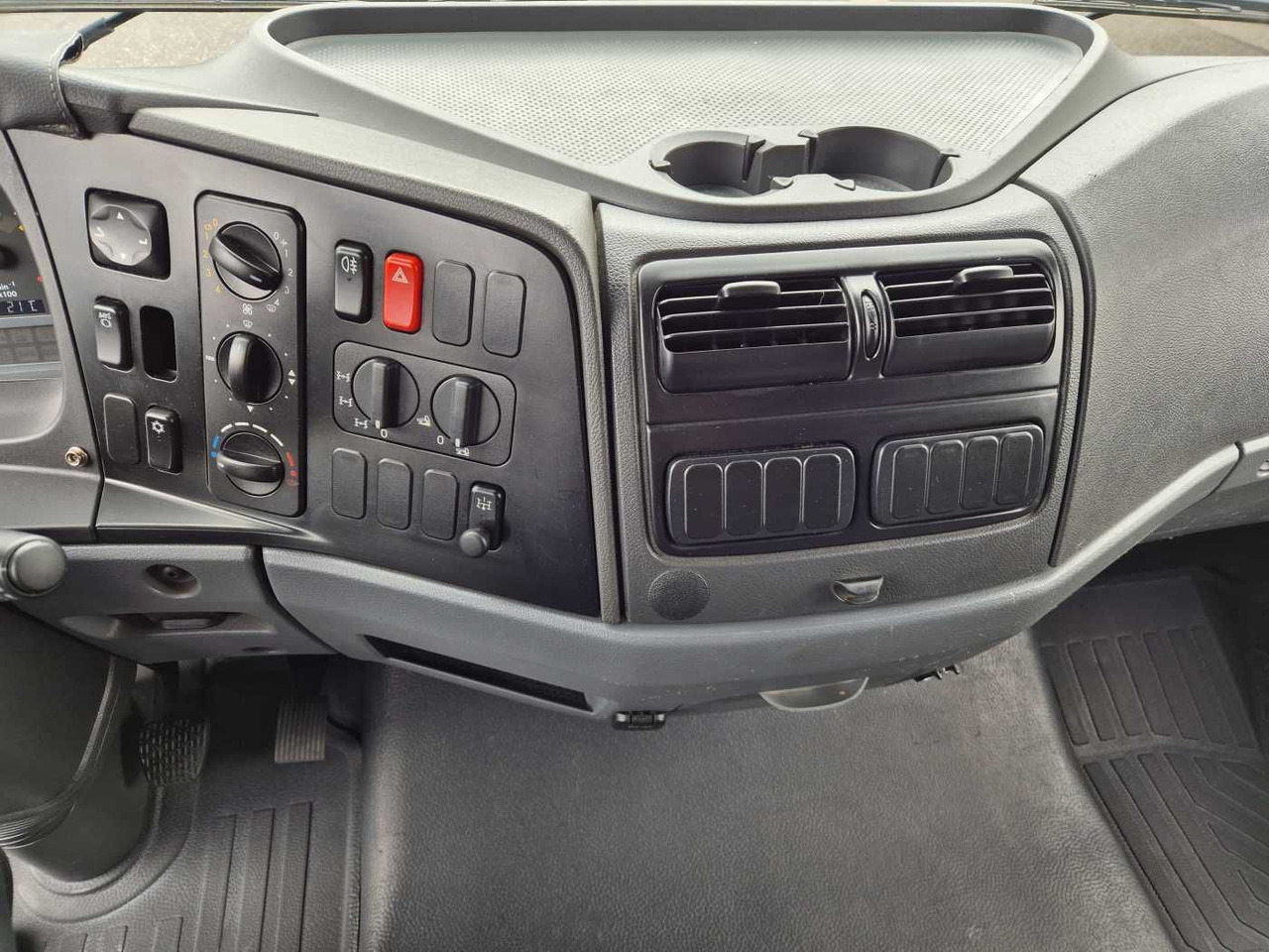 Тентованный грузовик Mercedes-Benz Atego 1018 A 4x4 Singlebereifung 6 Stück vorh.: фото 14