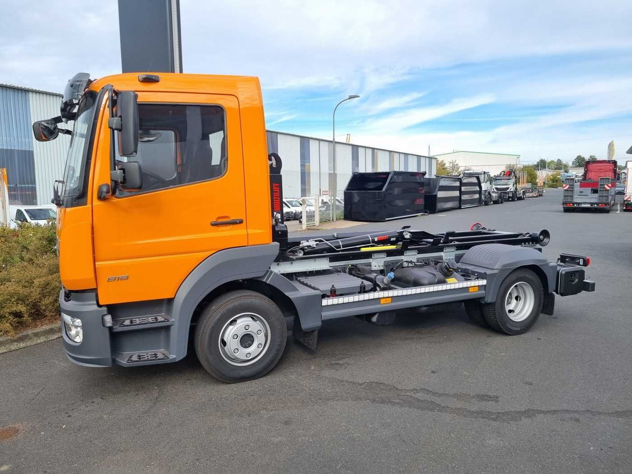 Mercedes-Benz Atego 818 K 4x2 HIAB XR5S3650 AHK Klima - Крюковой мультилифт: фото 4 Mercedes-Benz Atego 818 K 4x2 HIAB XR5S3650 AHK Klima - Крюковой мультилифт: фото 4