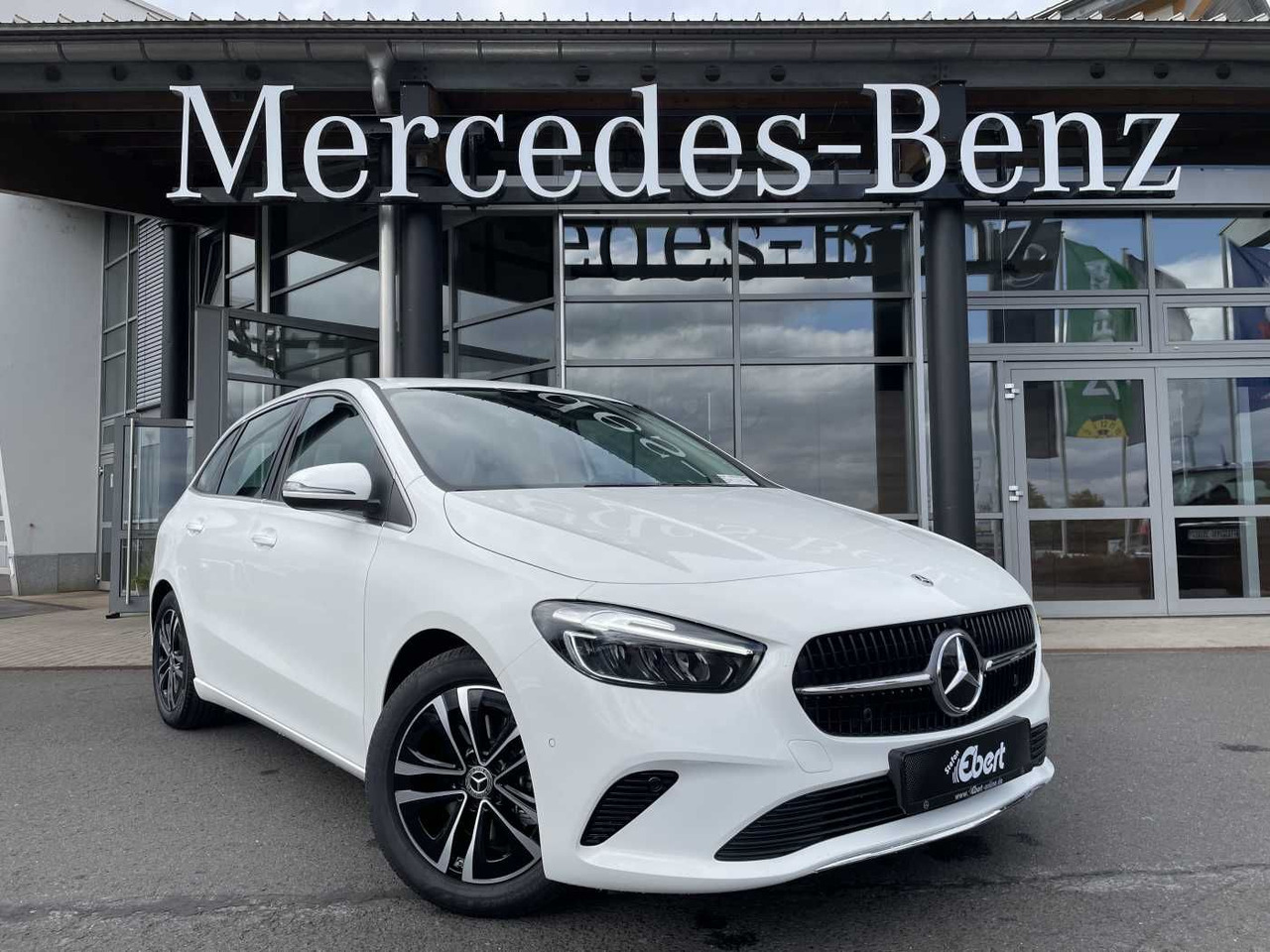 Mercedes-Benz B 180 7G Progressive R-Kamera+LED+ Winterpaket+C - Легковой автомобиль: фото 1 Mercedes-Benz B 180 7G Progressive R-Kamera+LED+ Winterpaket+C - Легковой автомобиль: фото 1