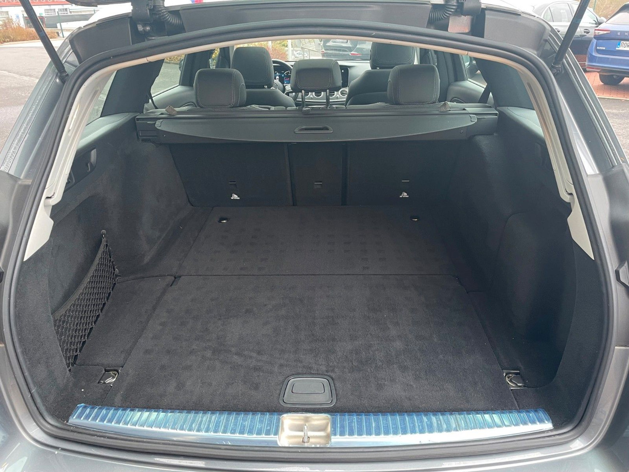 Mercedes-Benz E 220 d T Pano+Ambiente+Distr+360°+Comand+DAB - Универсал: фото 5 Mercedes-Benz E 220 d T Pano+Ambiente+Distr+360°+Comand+DAB - Универсал: фото 5