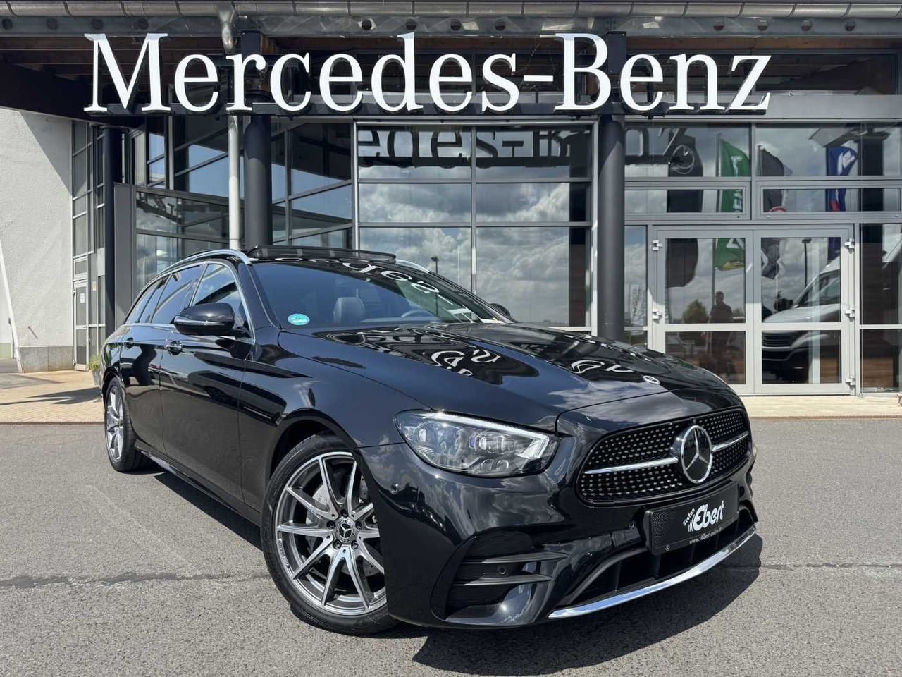 Mercedes-Benz E 220d AMG+Pano+Burm+Distr+Memory+AHK+360 - Универсал: фото 1 Mercedes-Benz E 220d AMG+Pano+Burm+Distr+Memory+AHK+360 - Универсал: фото 1