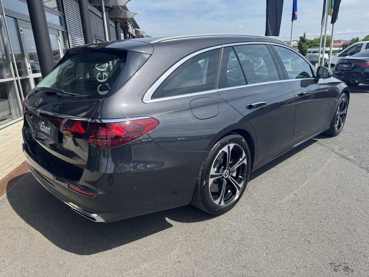 Mercedes-Benz E 300de T AVANTGARDE+AHK+Burm4D+Distr+Memory+360 - Универсал: фото 4 Mercedes-Benz E 300de T AVANTGARDE+AHK+Burm4D+Distr+Memory+360 - Универсал: фото 4