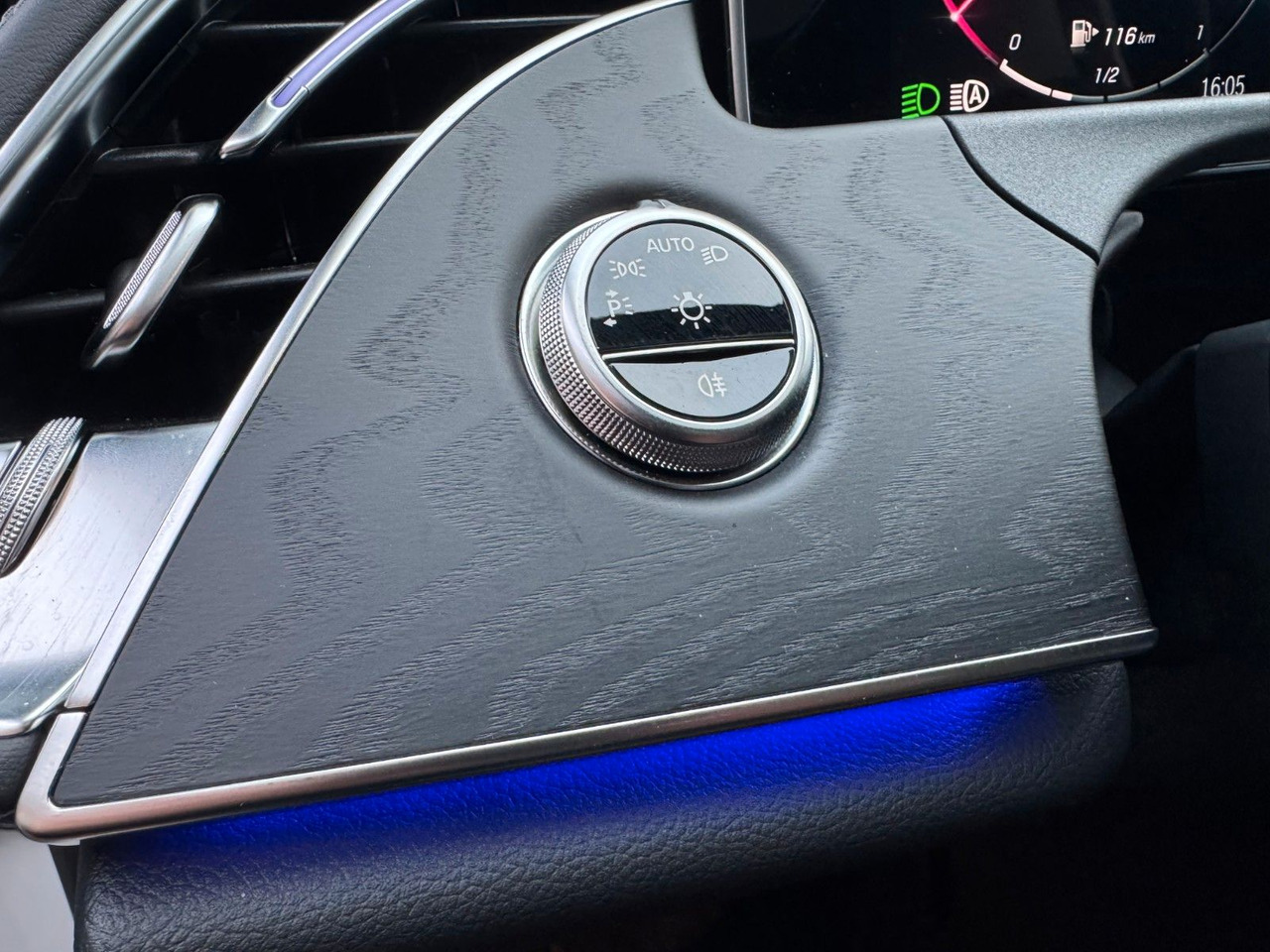 Седан Mercedes-Benz E 450 4M Avantgarde+Pano+DistrPro+Digital+360: фото 14