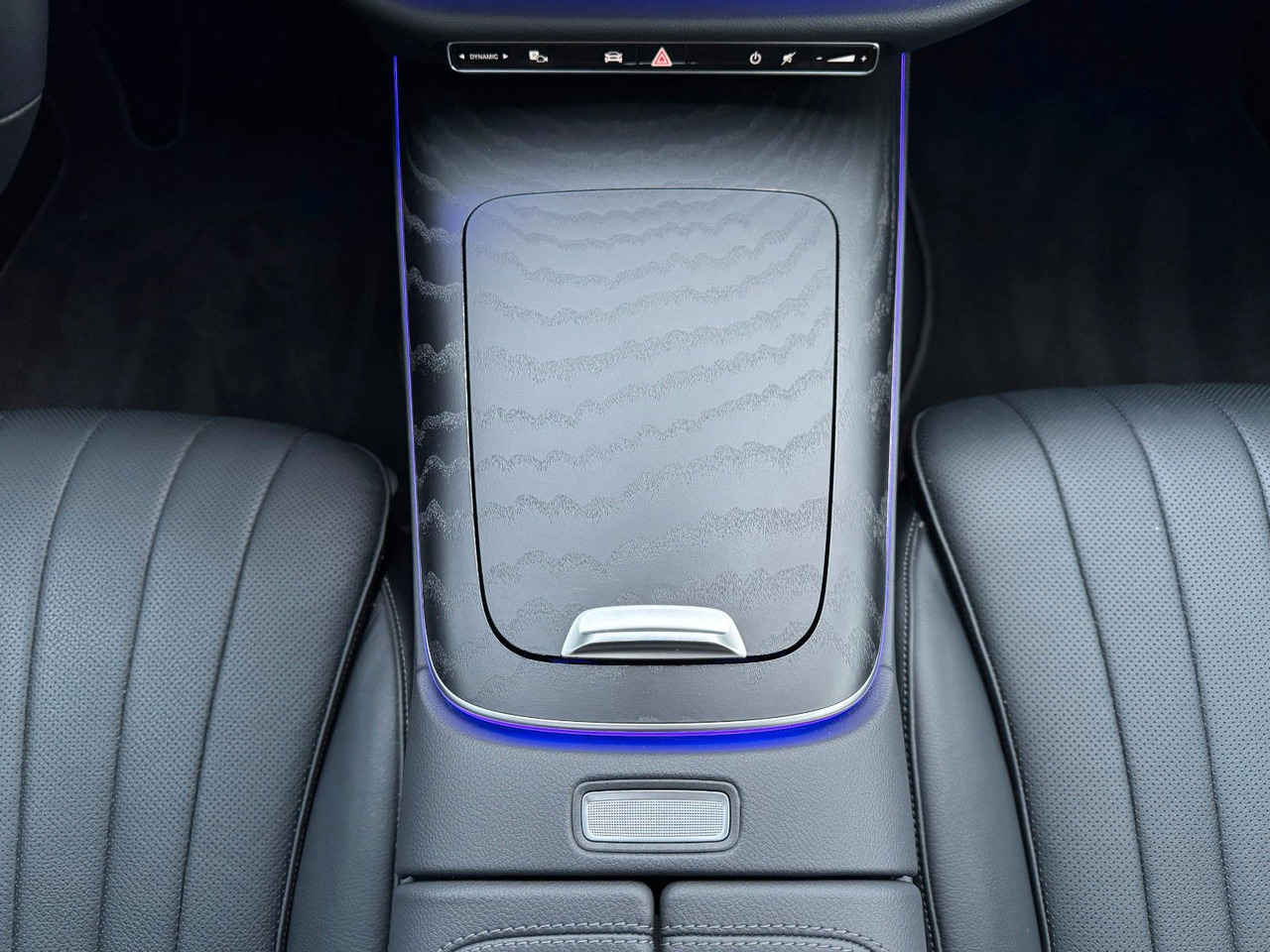 Седан Mercedes-Benz E 450 4M Avantgarde+Pano+DistrPro+Digital+360: фото 21