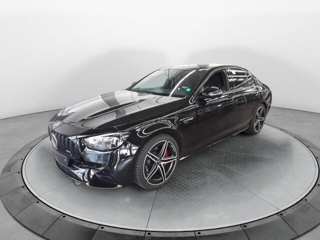 Mercedes-Benz E 63 AMG S Pano+Burm+AirM+HUD+360+uvm. - Седан: фото 1 Mercedes-Benz E 63 AMG S Pano+Burm+AirM+HUD+360+uvm. - Седан: фото 1