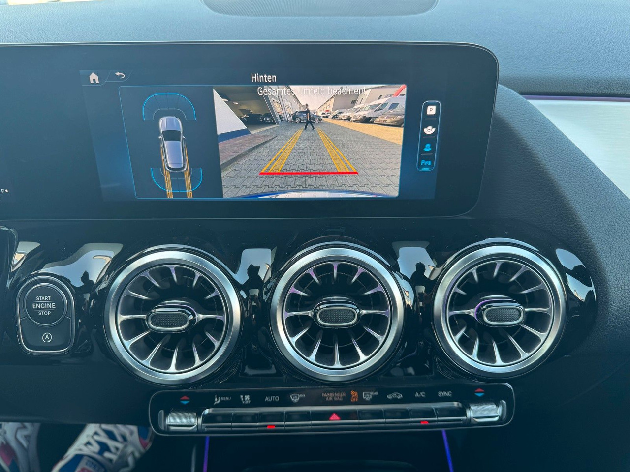 Внедорожник Mercedes-Benz GLA 200 AMG+PANO+DistrPlus+RFK+Night: фото 20