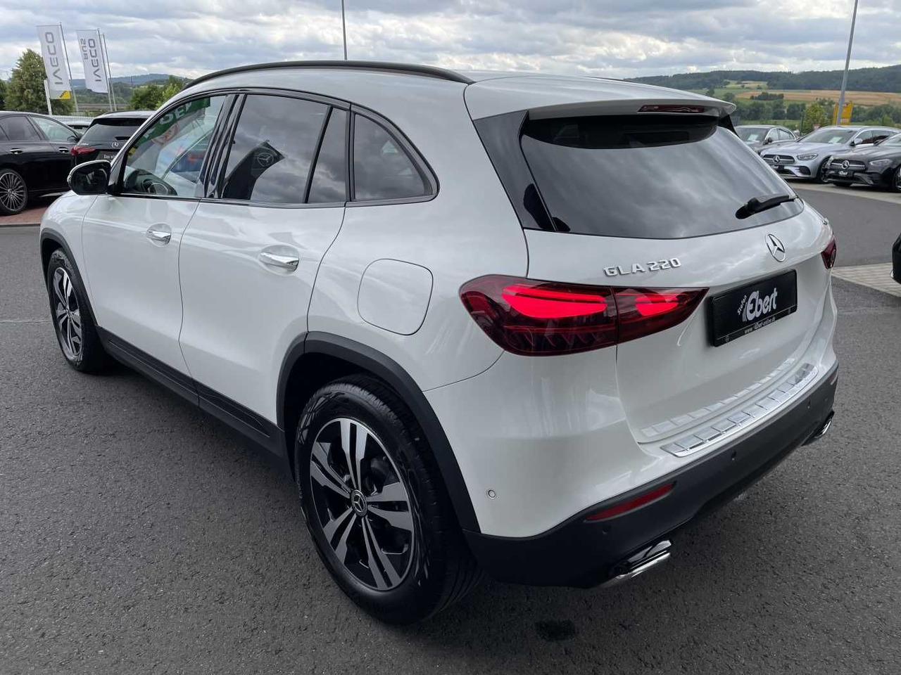 Mercedes-Benz GLA 220 4M 8G Progressive R-Kamera +Distr+Ambien - Внедорожник: фото 3 Mercedes-Benz GLA 220 4M 8G Progressive R-Kamera +Distr+Ambien - Внедорожник: фото 3