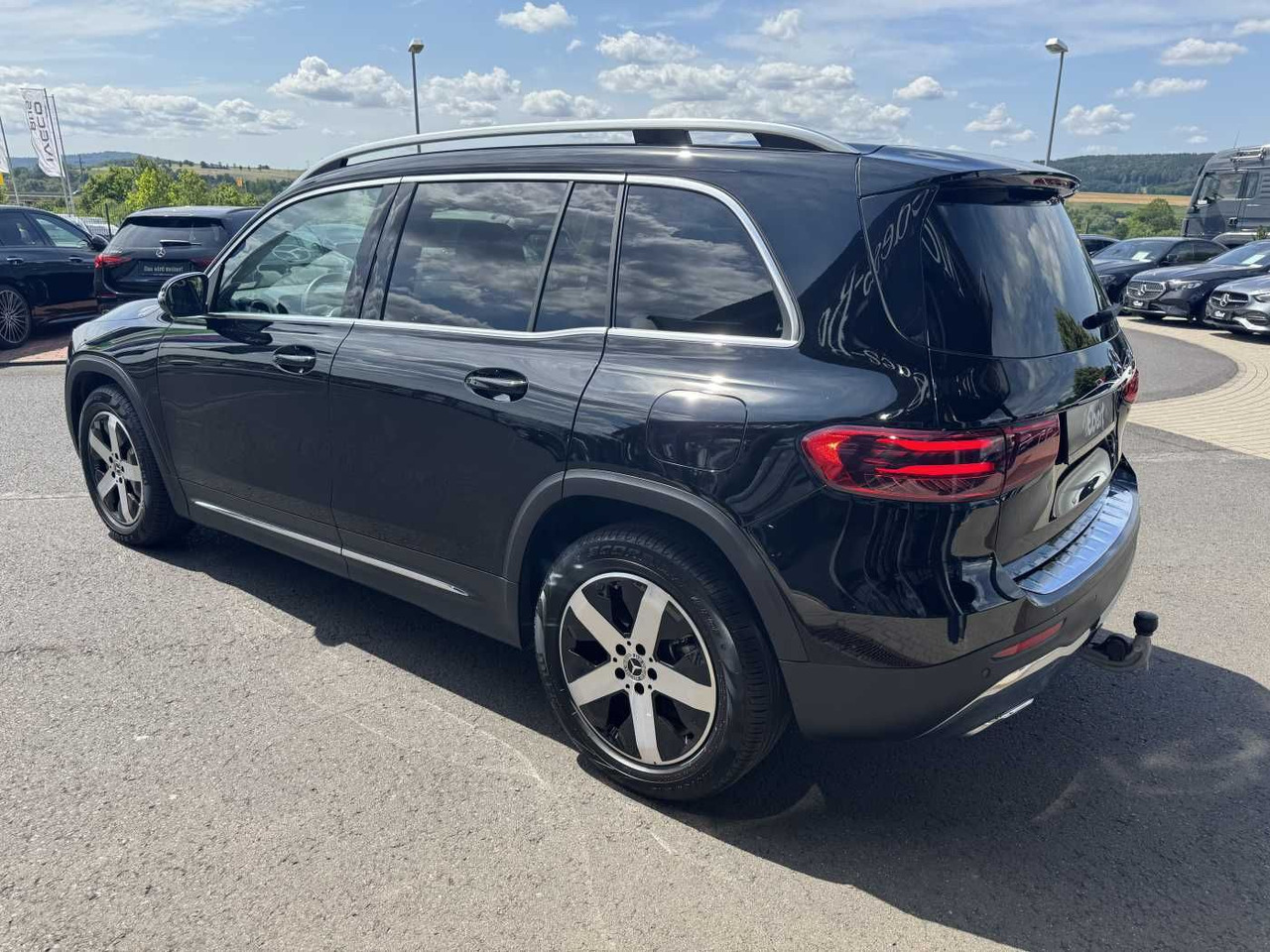 Mercedes-Benz GLB 180 Progressive+AHK+RKamera+LED+ IHC+DAB - Внедорожник: фото 3 Mercedes-Benz GLB 180 Progressive+AHK+RKamera+LED+ IHC+DAB - Внедорожник: фото 3