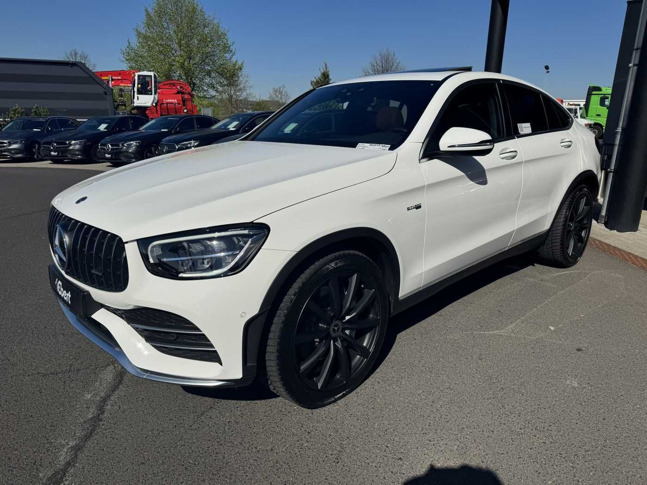 Mercedes-Benz GLC 43 AMG Coupe AirM+Memory+RFK+ SPUR+TOTW+ESD - Легковой автомобиль: фото 2 Mercedes-Benz GLC 43 AMG Coupe AirM+Memory+RFK+ SPUR+TOTW+ESD - Легковой автомобиль: фото 2