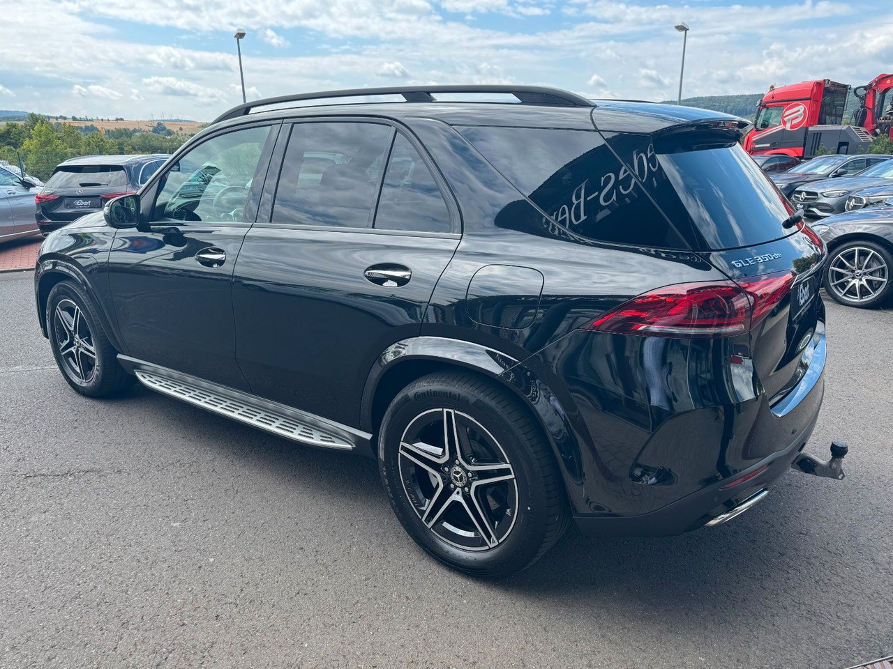 Mercedes-Benz GLE 350de 4M AMG+Pano+AHK+Burm+Distr++HUD+360+ - Внедорожник: фото 3 Mercedes-Benz GLE 350de 4M AMG+Pano+AHK+Burm+Distr++HUD+360+ - Внедорожник: фото 3
