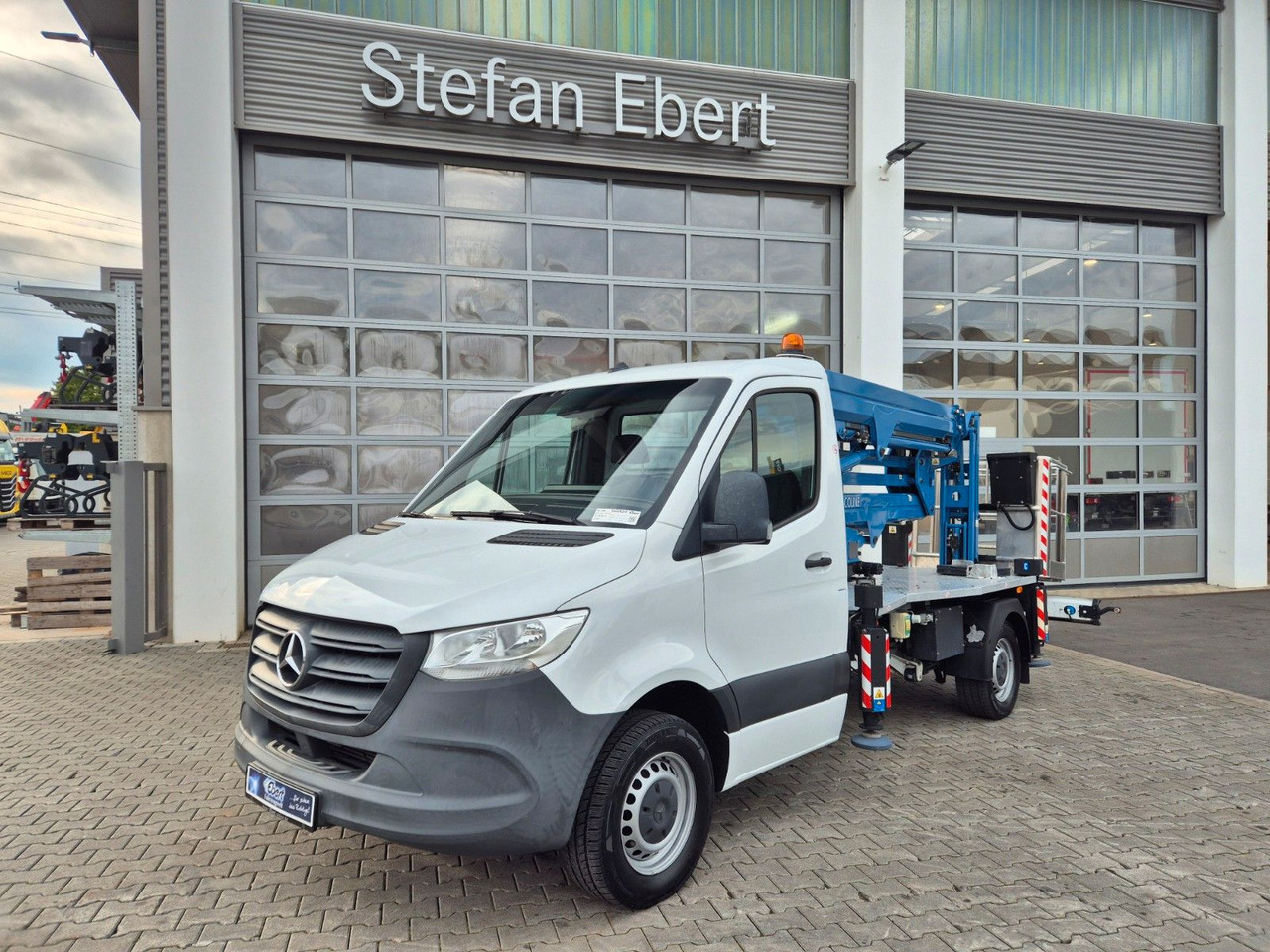 Mercedes-Benz Sprinter 314CDI Hubsteiger Ruthmann EcolineRS200 - Грузовик с подъемником: фото 1 Mercedes-Benz Sprinter 314CDI Hubsteiger Ruthmann EcolineRS200 - Грузовик с подъемником: фото 1