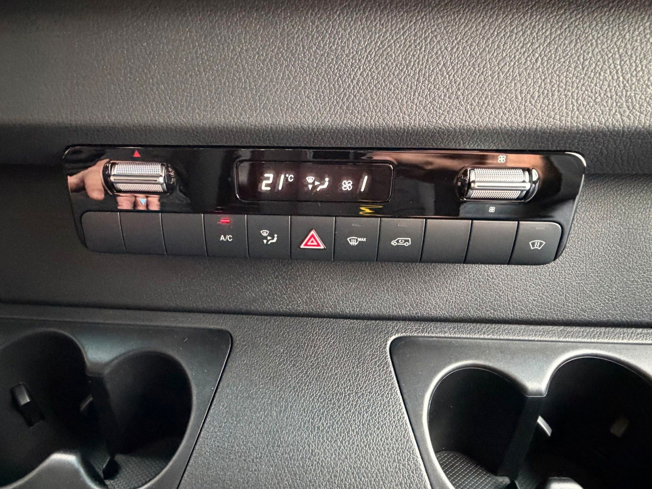 Тентованный фургон, Грузопассажирский фургон Mercedes-Benz Sprinter 317 CDI 3665 9G DoKa AHK Klima Kamera: фото 16