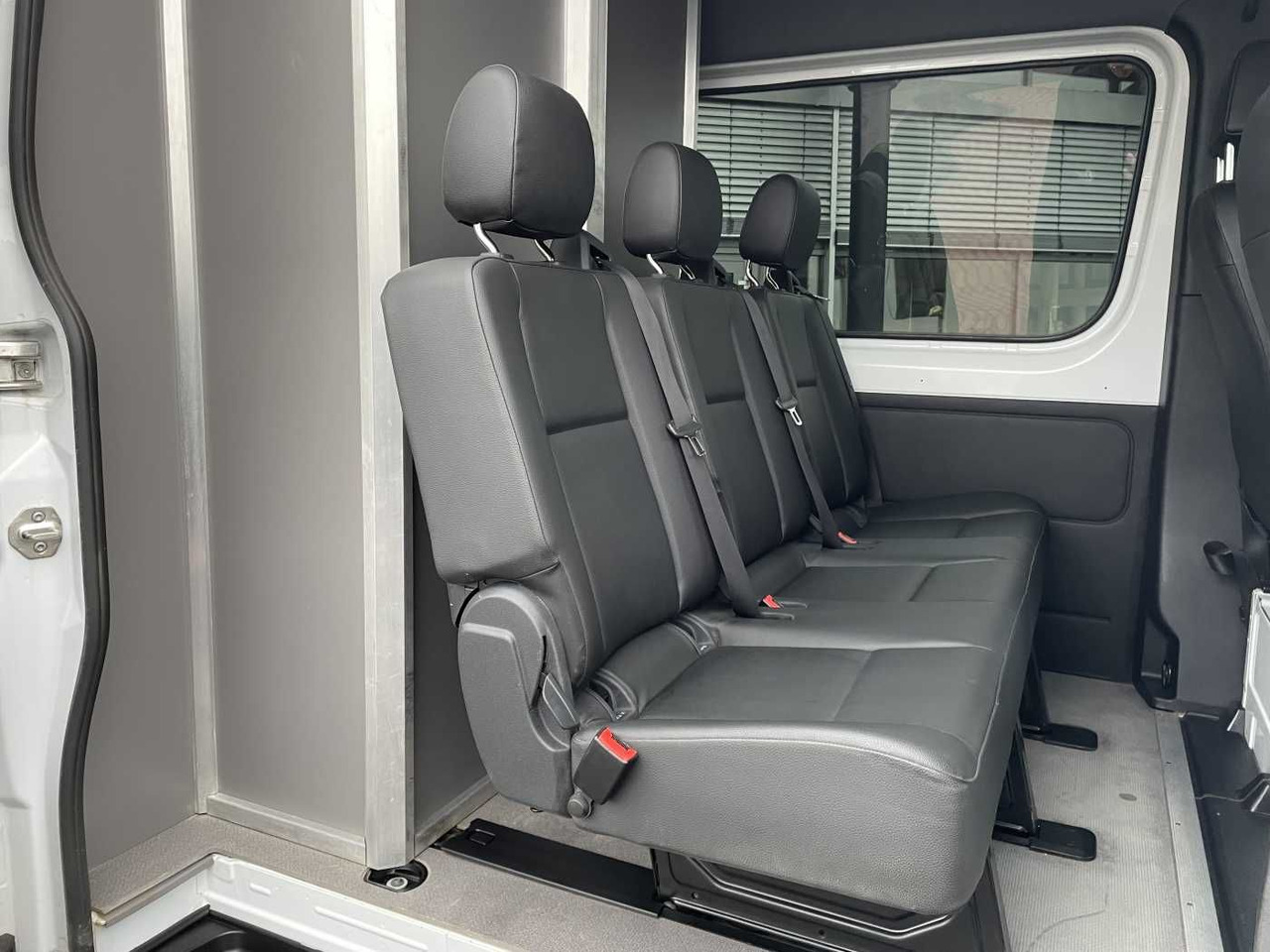 Пассажирский фургон Mercedes-Benz Sprinter 317 CDI DoKa/Mixto Autom AHK3,5 Klima: фото 9