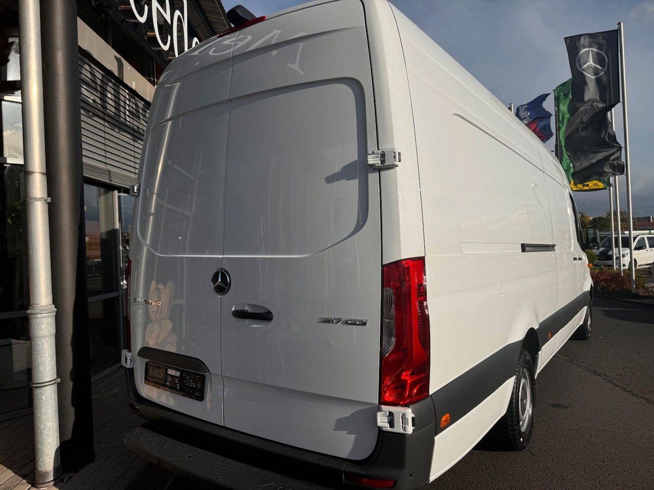 Mercedes-Benz Sprinter 317 CDI Extralang Klima 360 - Цельнометаллический фургон: фото 4 Mercedes-Benz Sprinter 317 CDI Extralang Klima 360 - Цельнометаллический фургон: фото 4