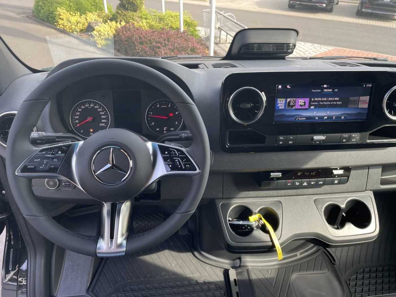 Цельнометаллический фургон Mercedes-Benz Sprinter 319 CDI 4x4 3665 Klima Kamera MBUX LED: фото 12