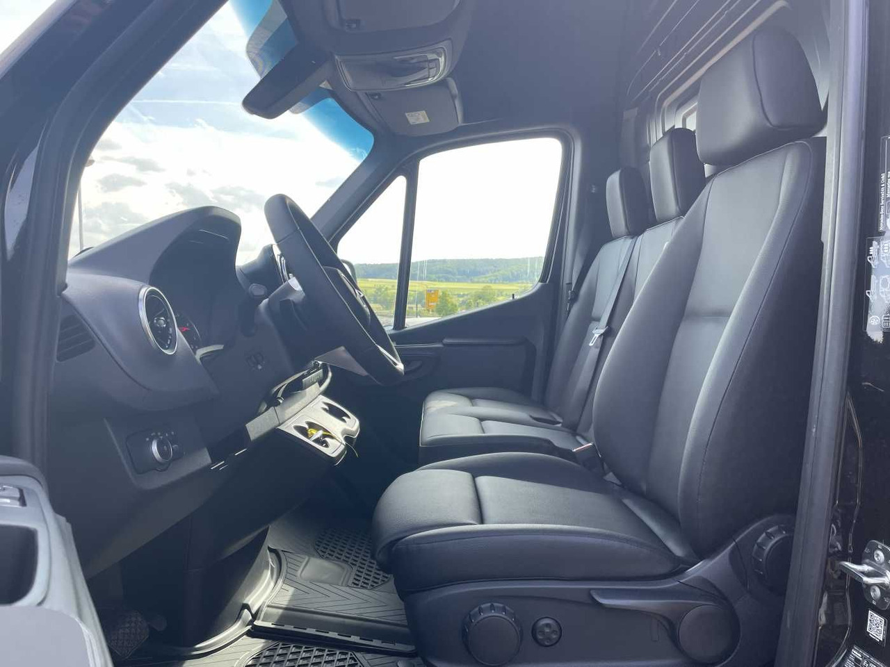 Цельнометаллический фургон Mercedes-Benz Sprinter 319 CDI 4x4 3665 Klima Kamera MBUX LED: фото 11