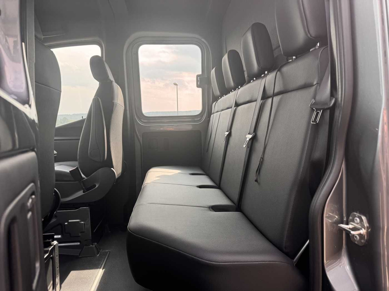 Тентованный фургон, Грузопассажирский фургон Mercedes-Benz Sprinter 319 CDI 4x4 DoKa AHK3,5 Klima Kamera: фото 8