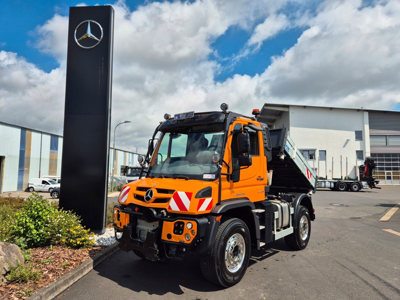 Mercedes-Benz Unimog U435 4x4 Kipper Vario-Pilot Hydrostat - Самосвал: фото 1 Mercedes-Benz Unimog U435 4x4 Kipper Vario-Pilot Hydrostat - Самосвал: фото 1