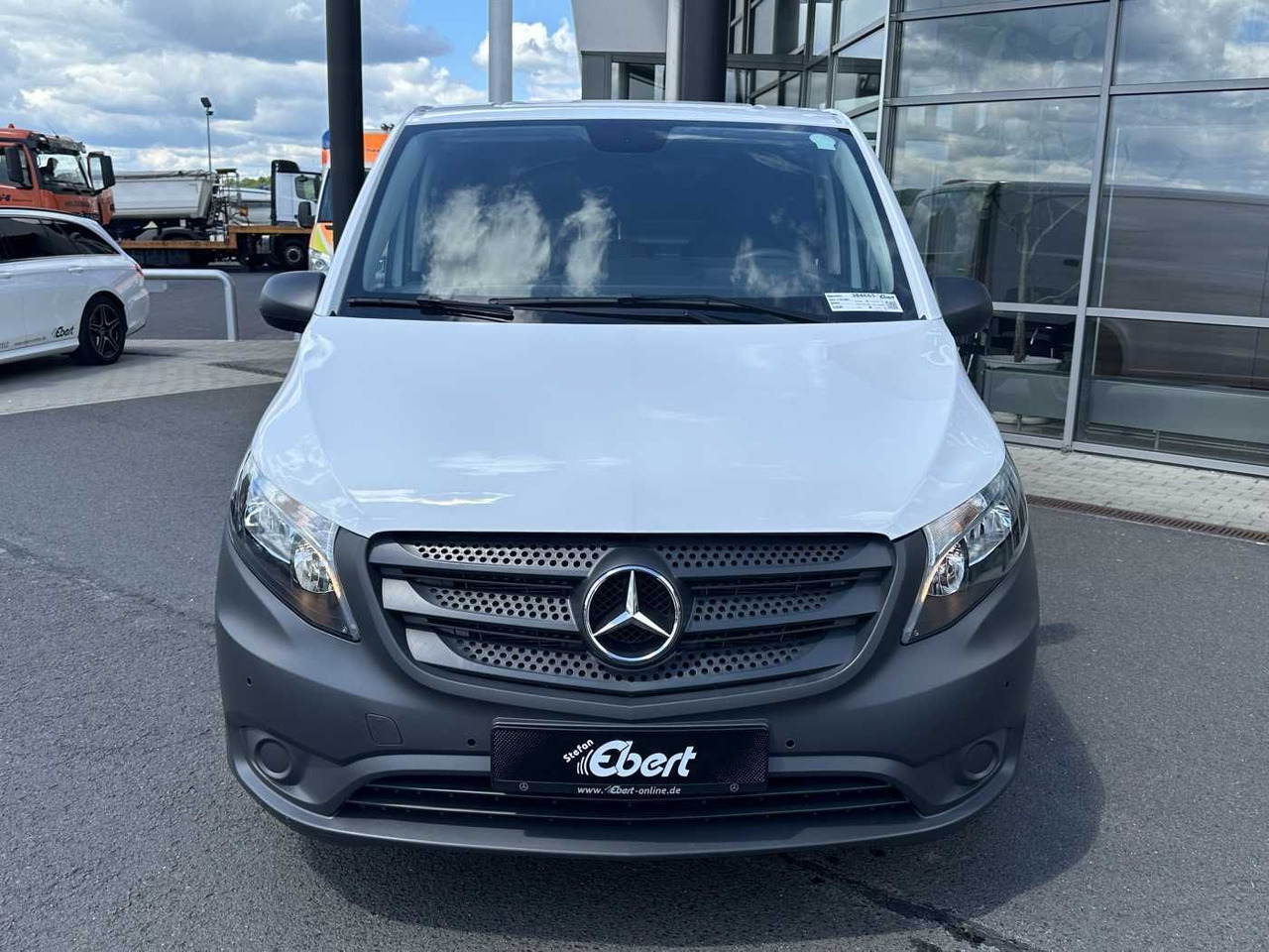 Mercedes-Benz Vito 116 CDI 3430 9G Klima Kamera Navi SHZ Tempo - Легковой фургон: фото 2 Mercedes-Benz Vito 116 CDI 3430 9G Klima Kamera Navi SHZ Tempo - Легковой фургон: фото 2