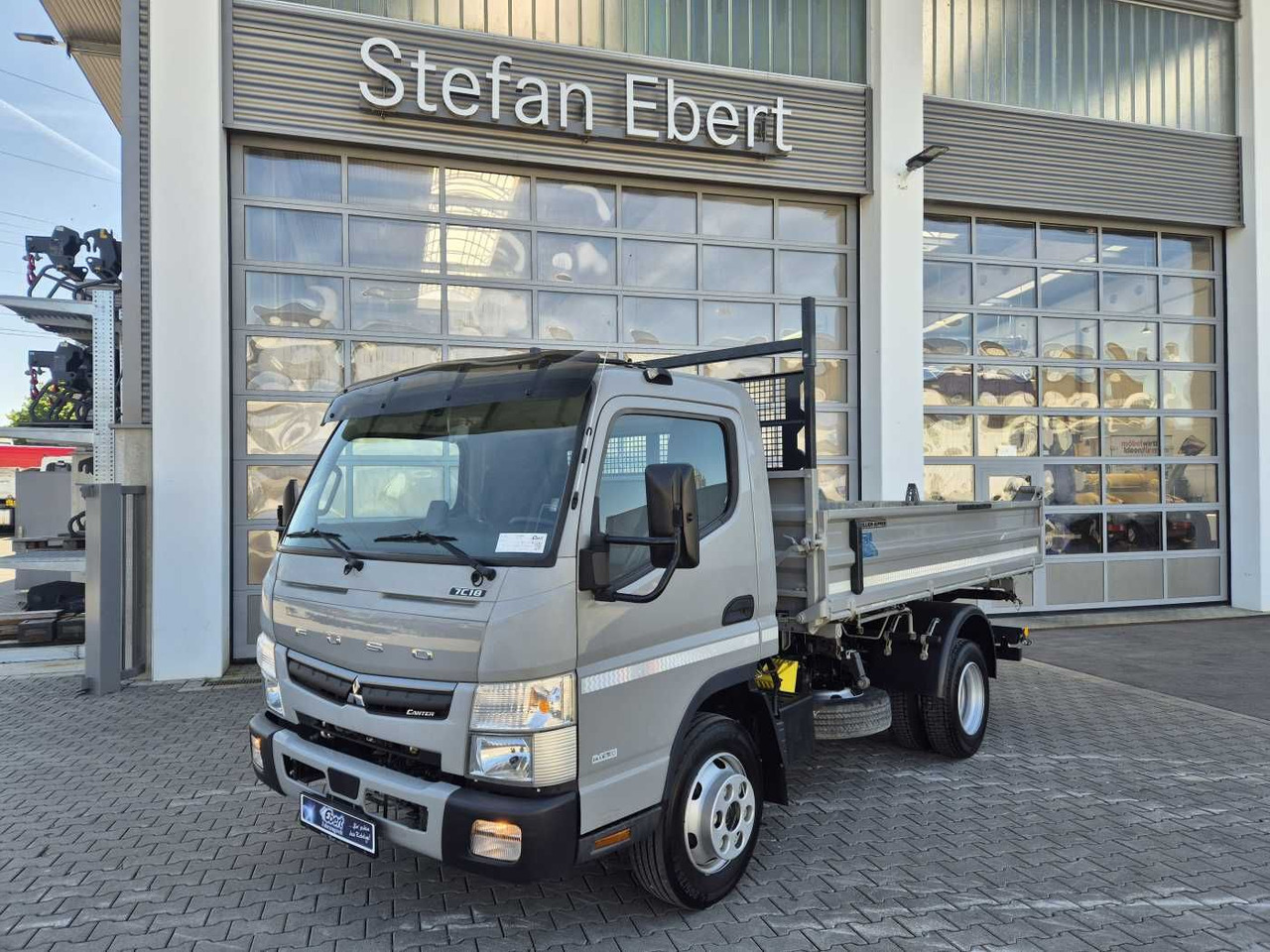 Mitsubishi Fuso Canter 7C18 4x2 Meiller-Kipper Klima AHK - Малотоннажный самосвал: фото 2 Mitsubishi Fuso Canter 7C18 4x2 Meiller-Kipper Klima AHK - Малотоннажный самосвал: фото 2