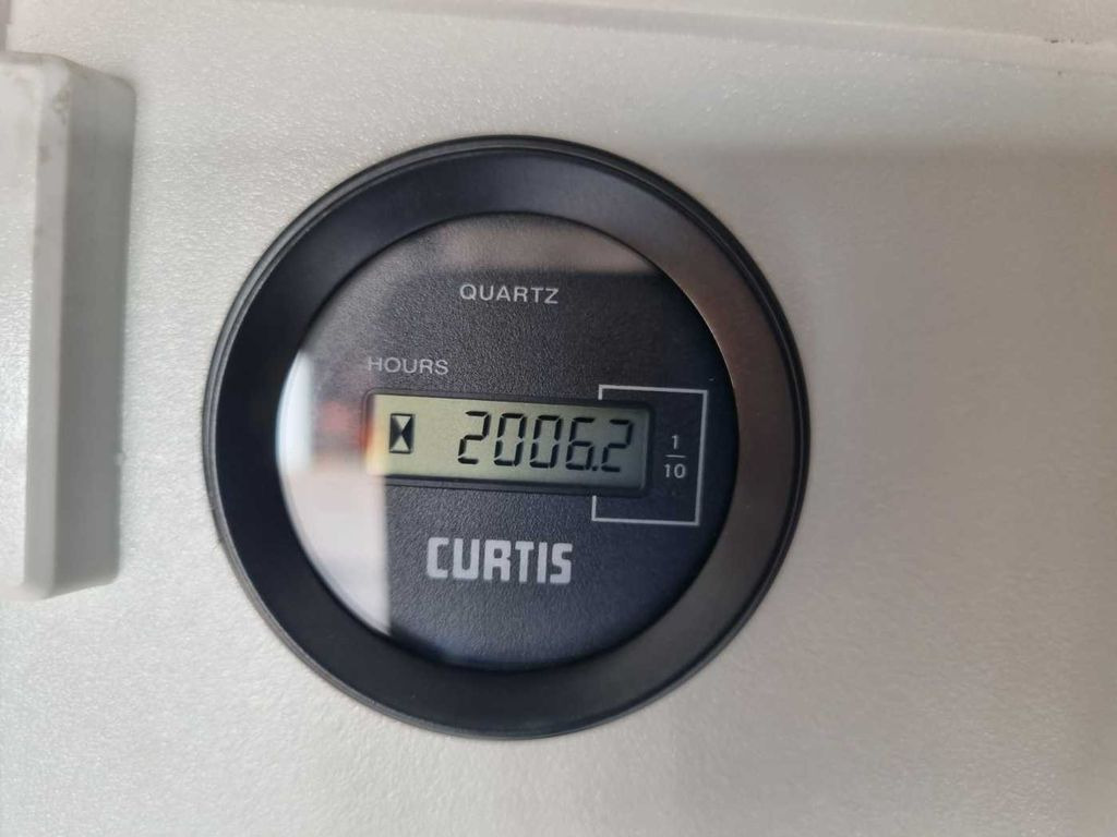 Грузовик с подъемником, Фургон Opel Movano 2.3 CDTI / VERSALIFT ETL-26, 10,5m: фото 11 Грузовик с подъемником, Фургон Opel Movano 2.3 CDTI / VERSALIFT ETL-26, 10,5m: фото 11