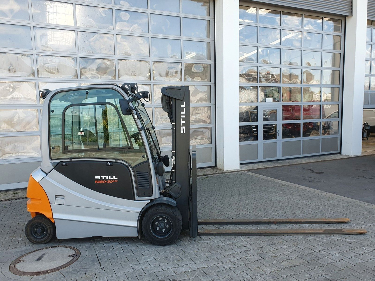 Still RX60-30L/600 - Triplex: 4,6m / nur 1.245h / SS - Электропогрузчик: фото 3 Still RX60-30L/600 - Triplex: 4,6m / nur 1.245h / SS - Электропогрузчик: фото 3