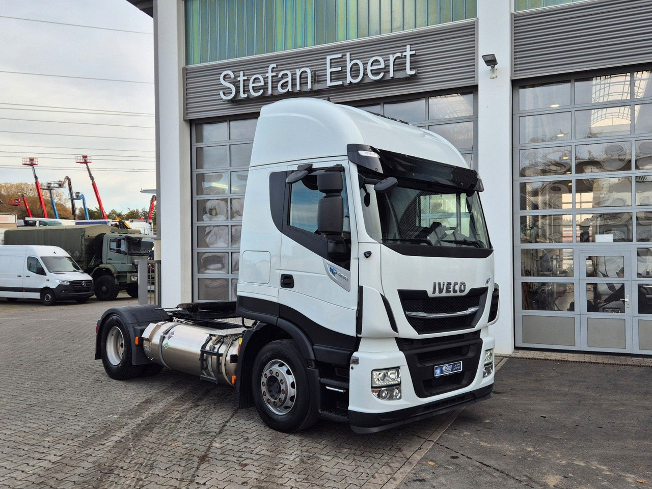 Iveco Stralis 460NP LNG 4x2 3 Stück - Тягач: фото 4 Iveco Stralis 460NP LNG 4x2 3 Stück - Тягач: фото 4