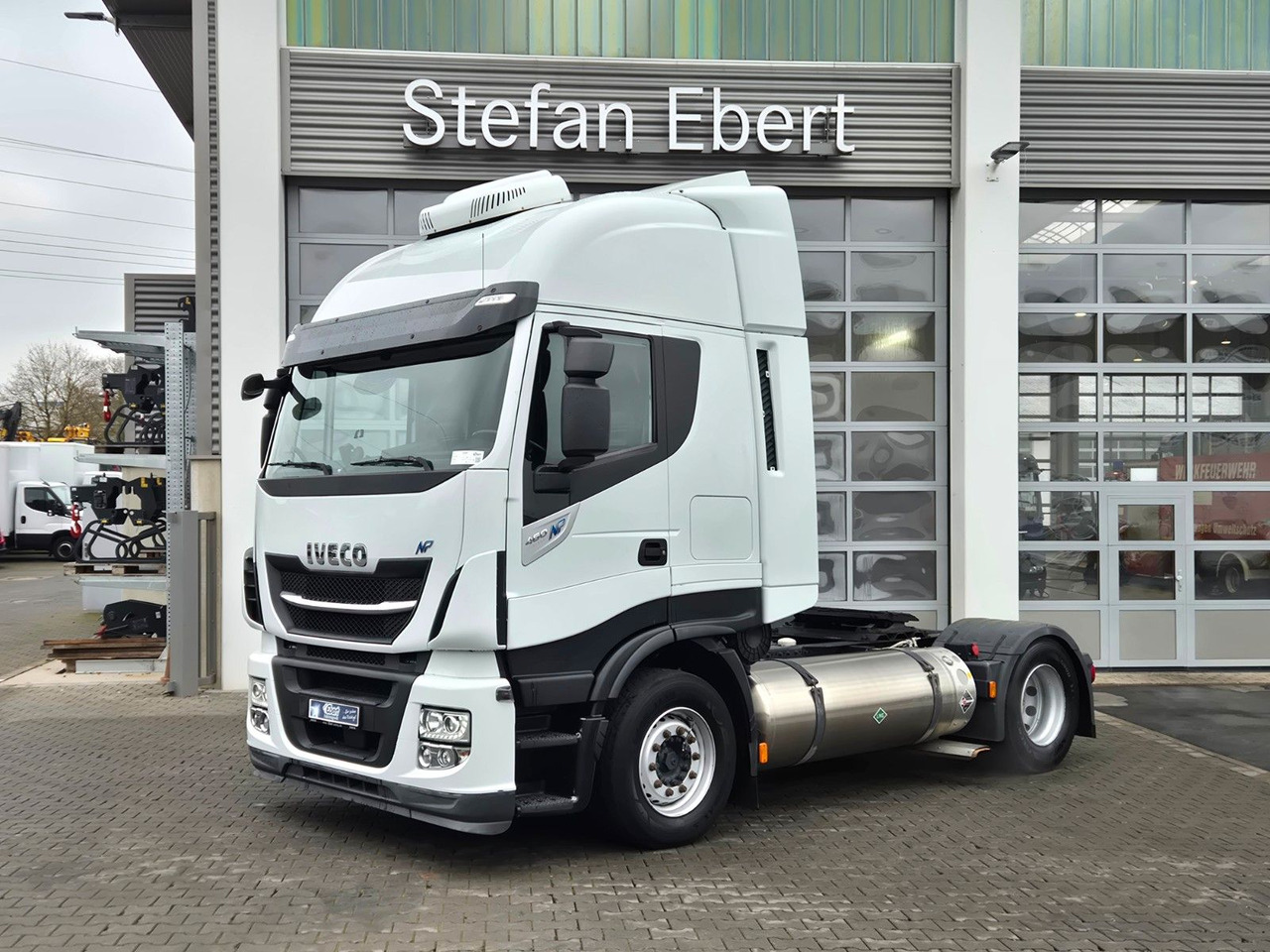 Iveco Stralis 460NP LNG Intarder 3 Stück - Тягач: фото 2 Iveco Stralis 460NP LNG Intarder 3 Stück - Тягач: фото 2