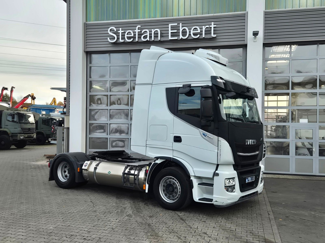 Iveco Stralis 460NP LNG Standklima Xenon 3 Stück - Тягач: фото 4 Iveco Stralis 460NP LNG Standklima Xenon 3 Stück - Тягач: фото 4