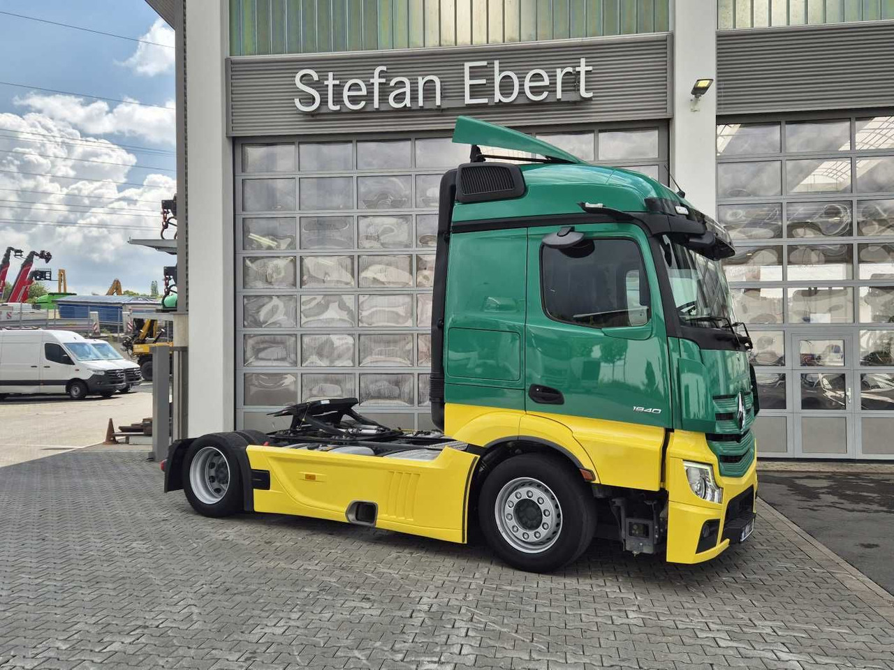 Mercedes-Benz Actros 1840 LSnRL Retarder Hubsattelplatte Xenon - Тягач: фото 4 Mercedes-Benz Actros 1840 LSnRL Retarder Hubsattelplatte Xenon - Тягач: фото 4