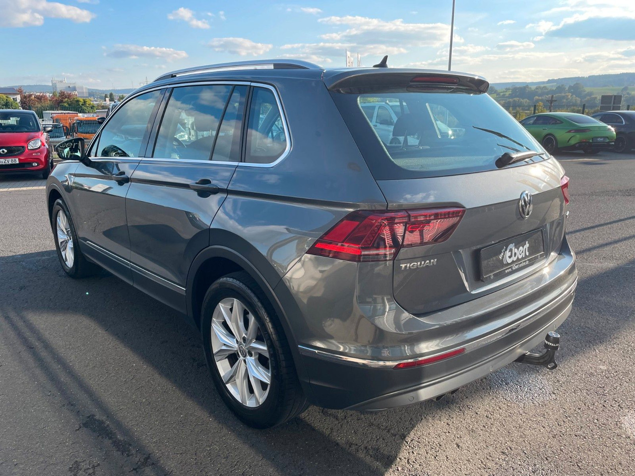 Volkswagen Tiguan 2.0 TSI Highline 4M AHK+LED+DAB+ACC+PDC - Внедорожник: фото 3 Volkswagen Tiguan 2.0 TSI Highline 4M AHK+LED+DAB+ACC+PDC - Внедорожник: фото 3