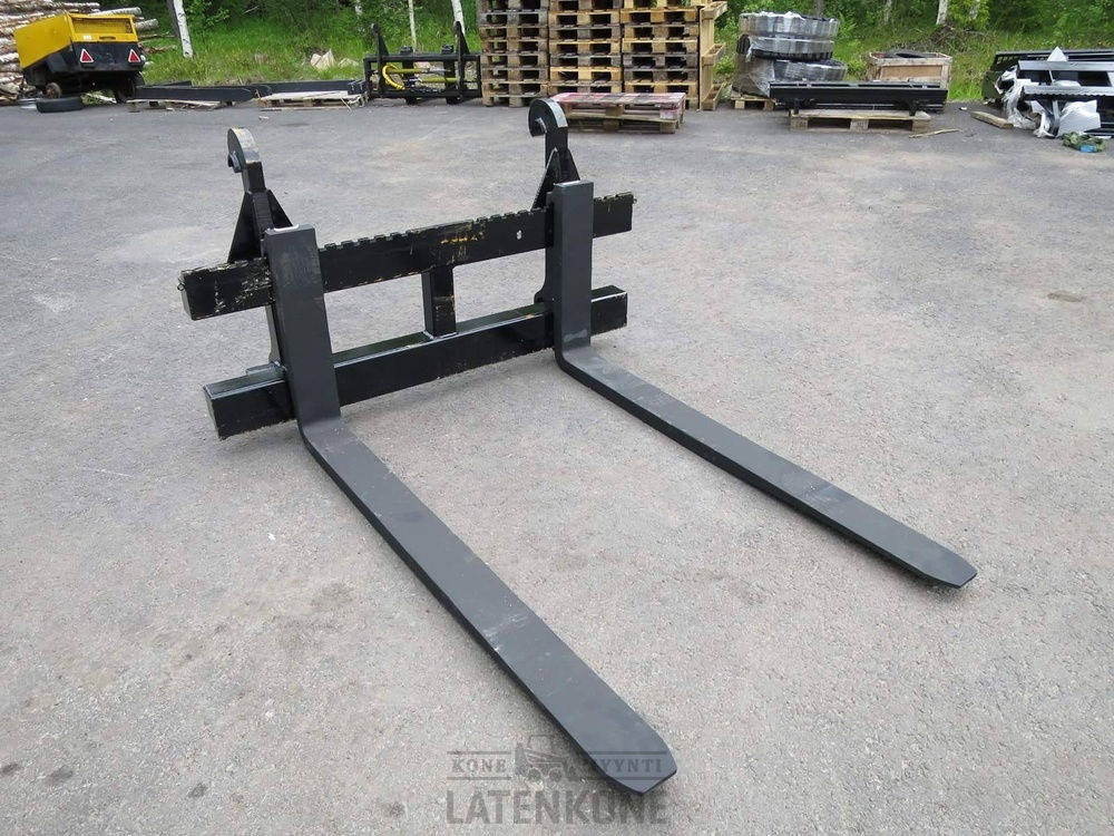 Volvo Trukkipiikit 5000kg 1500mm/1500mm 3A Volvo BM - Вилы для Строительной техники: фото 1 Volvo Trukkipiikit 5000kg 1500mm/1500mm 3A Volvo BM - Вилы для Строительной техники: фото 1