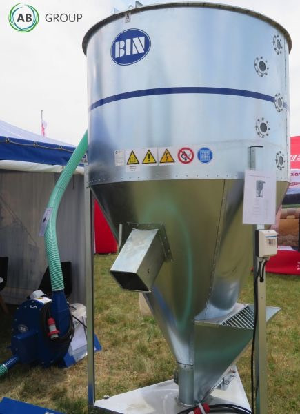 BIN MS-1000 bulk feed mixer - Кормораздатчик: фото 1 BIN MS-1000 bulk feed mixer - Кормораздатчик: фото 1