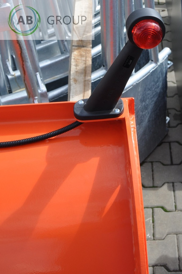 Отвал для снега для Сельскохозяйственной техники Metal-Technik snow plow 3.0 m category II: фото 7 Отвал для снега для Сельскохозяйственной техники Metal-Technik snow plow 3.0 m category II: фото 7