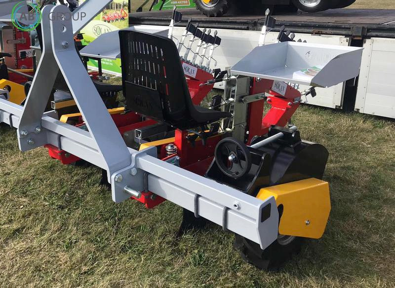 Solan S241-R semi-automatic grapple 2 row planter - Посевная техника: фото 1 Solan S241-R semi-automatic grapple 2 row planter - Посевная техника: фото 1
