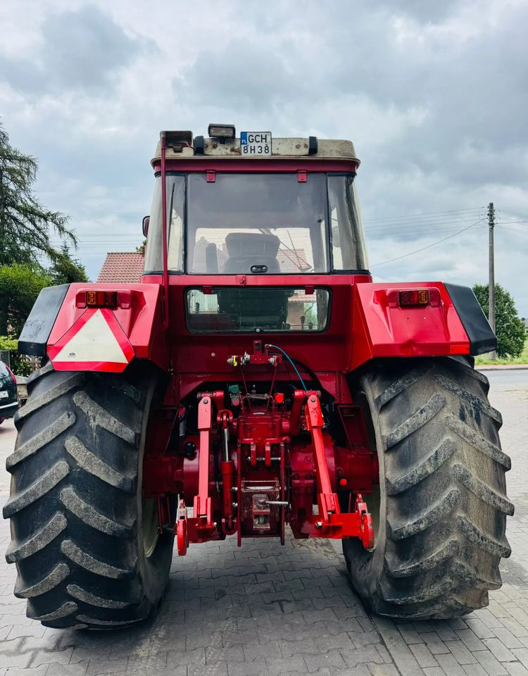 Case IH 1255 XL - Трактор: фото 4 Case IH 1255 XL - Трактор: фото 4