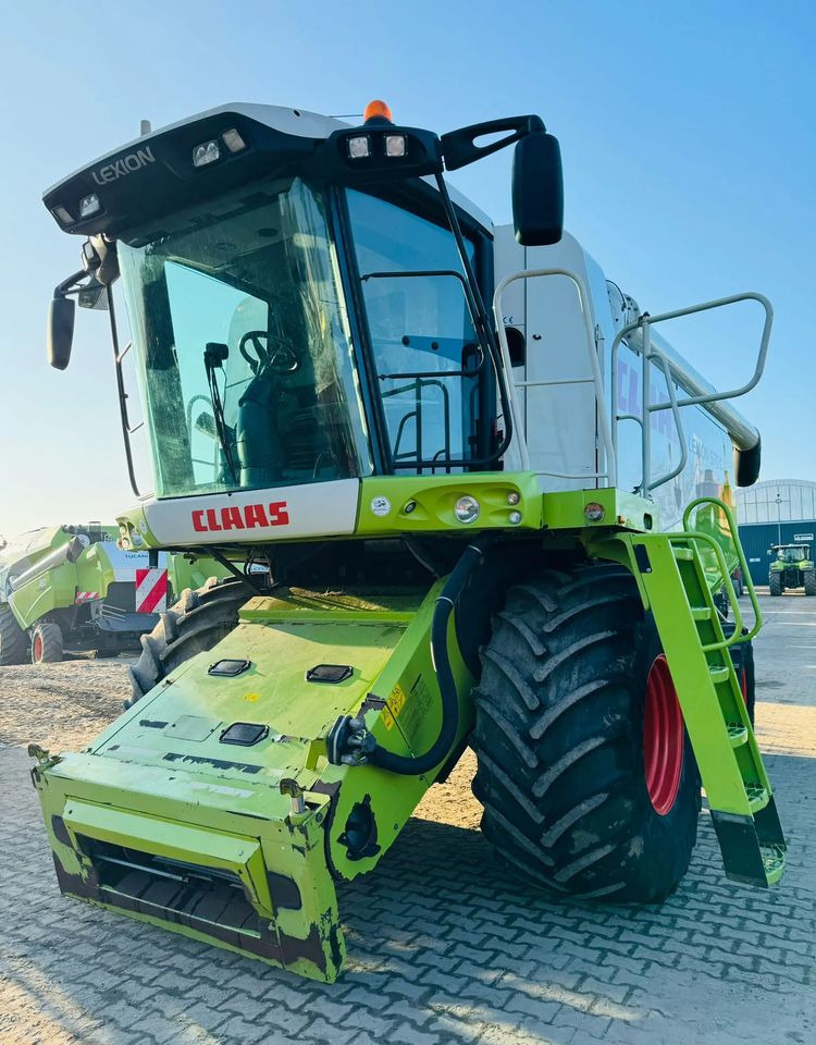 Claas Lexion 570C - Зерноуборочный комбайн: фото 3 Claas Lexion 570C - Зерноуборочный комбайн: фото 3