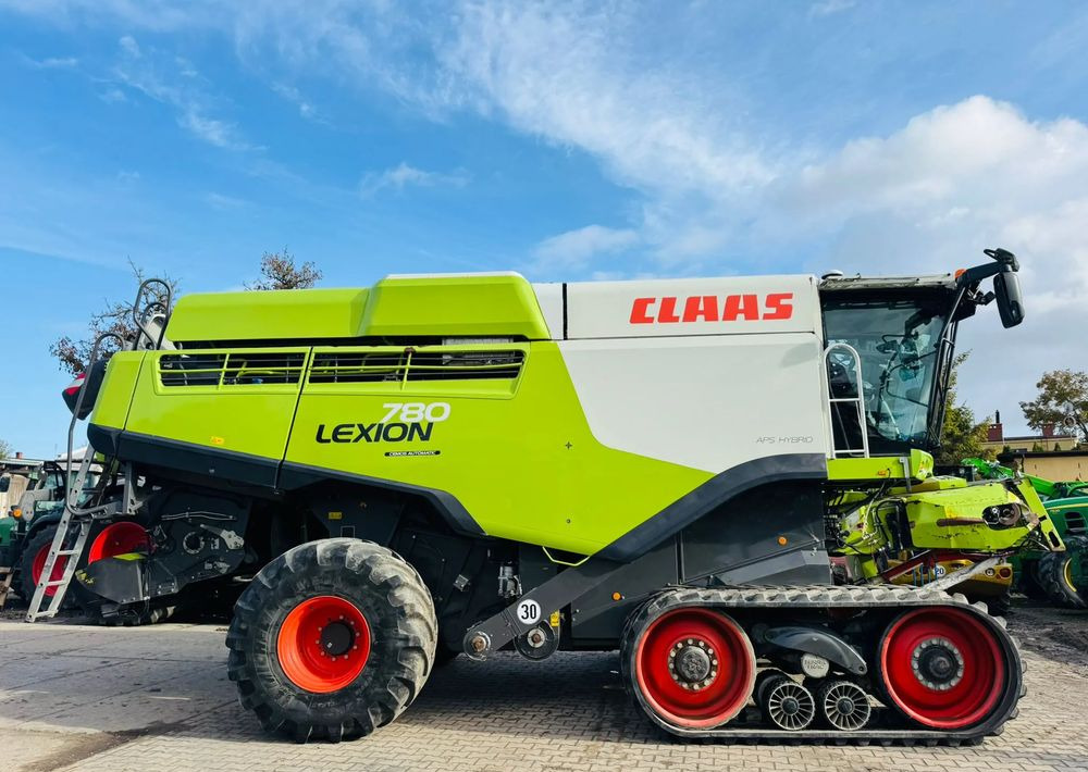 Claas Lexion 780 TT - Зерноуборочный комбайн: фото 2 Claas Lexion 780 TT - Зерноуборочный комбайн: фото 2