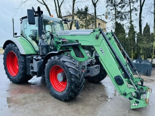 Fendt 724 VARIO PROFI PLUS - Трактор: фото 2 Fendt 724 VARIO PROFI PLUS - Трактор: фото 2