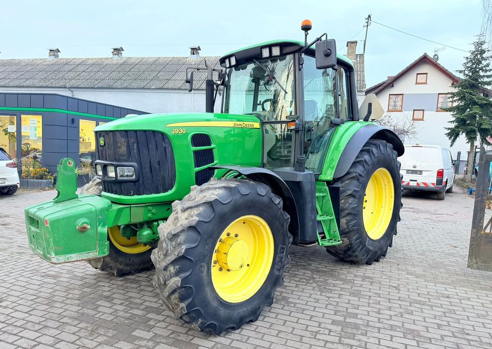 John Deere 6930 - Трактор: фото 2 John Deere 6930 - Трактор: фото 2