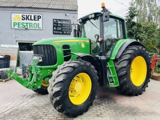John Deere 7530 PREMIUM - Трактор: фото 1 John Deere 7530 PREMIUM - Трактор: фото 1