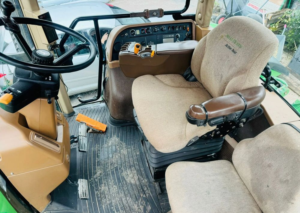 Трактор John Deere 7730: фото 16