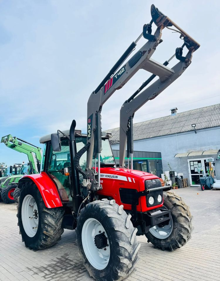 Massey Ferguson 5460 - Трактор: фото 3 Massey Ferguson 5460 - Трактор: фото 3